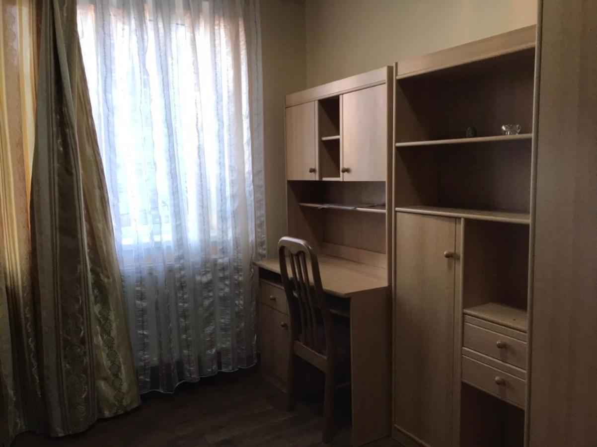 Кімнати В Центрі Ξενοδοχείο Uzhhorod Εξωτερικό φωτογραφία