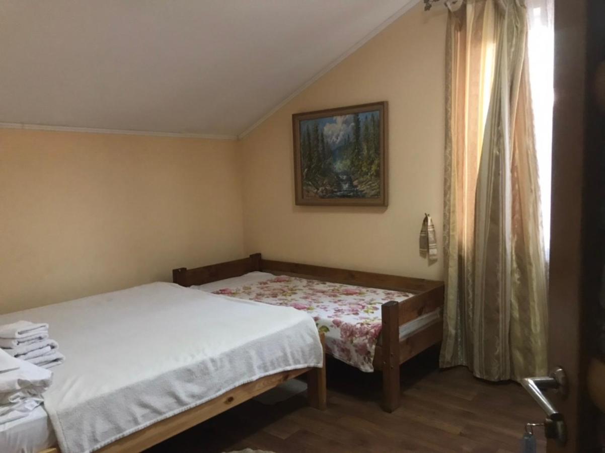 Кімнати В Центрі Ξενοδοχείο Uzhhorod Εξωτερικό φωτογραφία